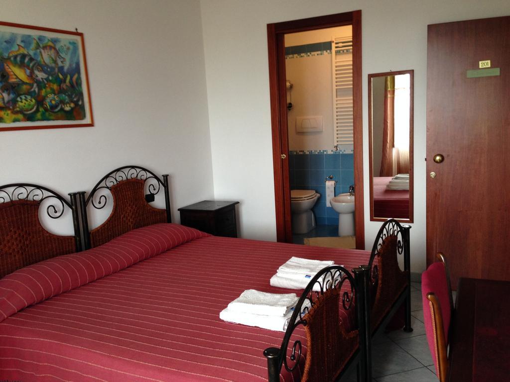 B&B Martius 2 Martano Chambre photo